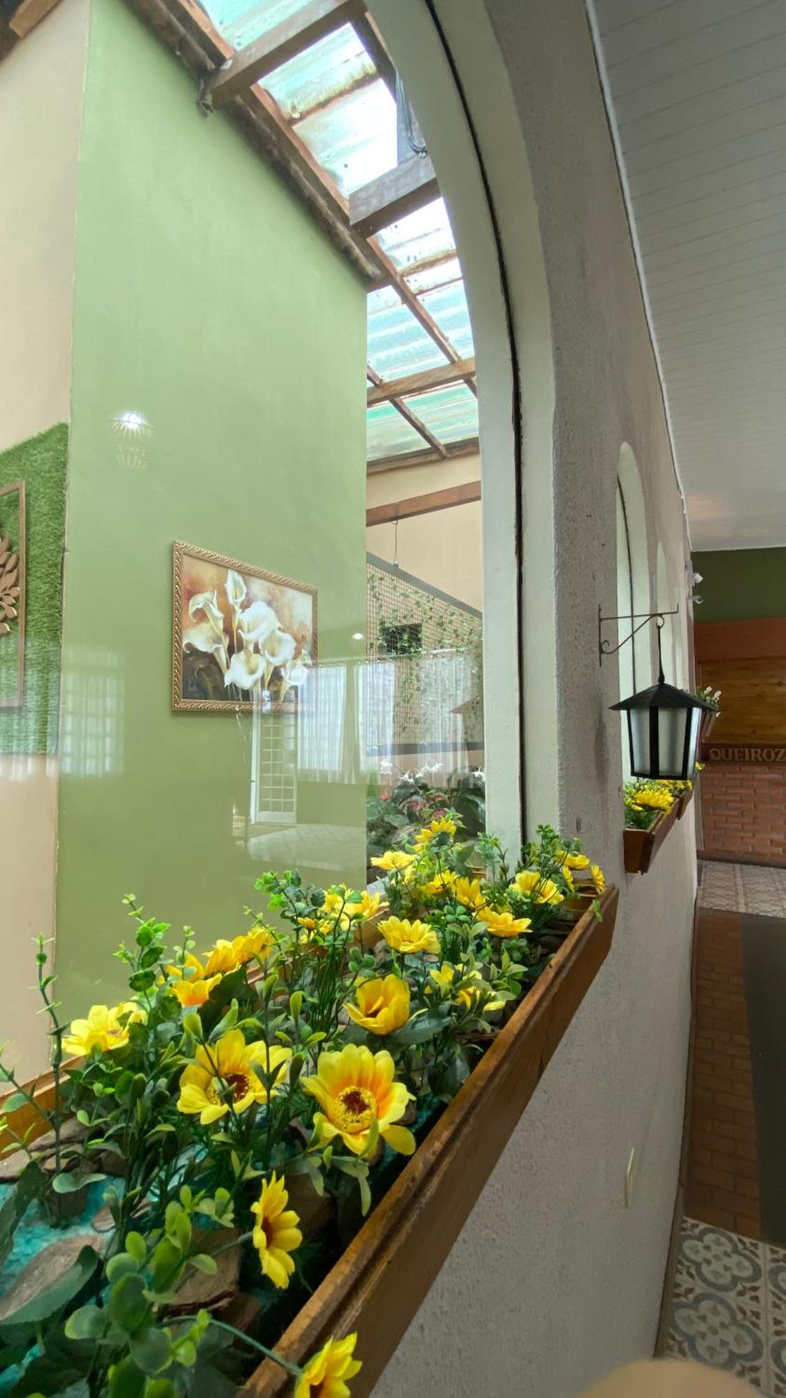 Queiroz Palace Hotel Siqueira Campos Exterior photo